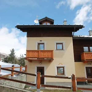 Comfortable Holiday In Near Ski Lift Livigno